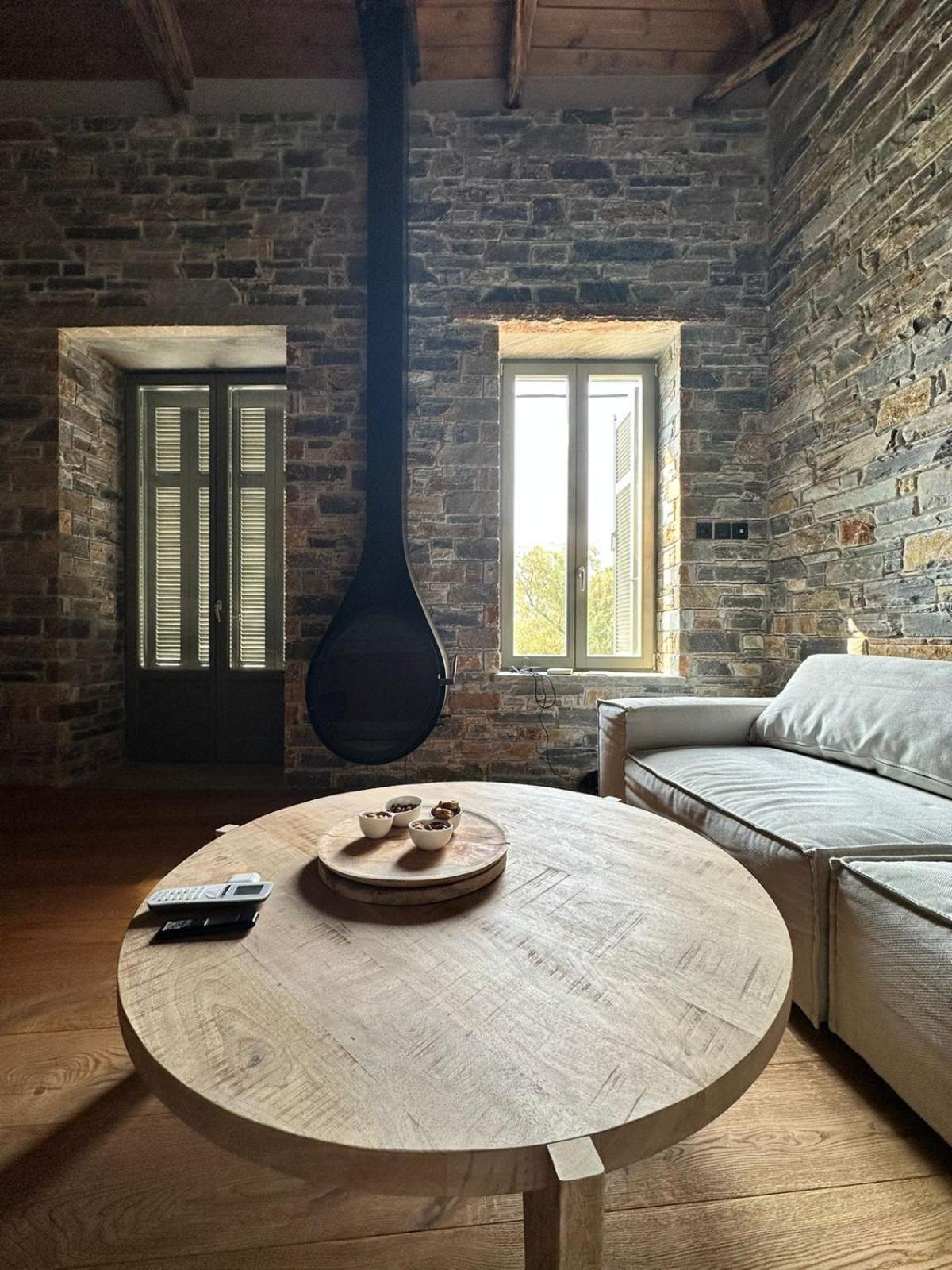 Ej Boutique Suites Милина Экстерьер фото